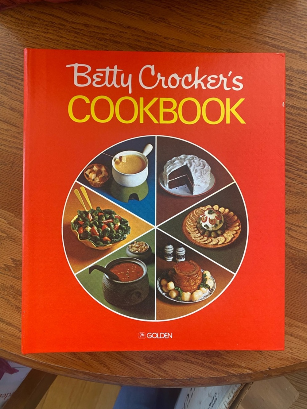 Betty Crocker's Cookbook - 1977 Vintage Cookbook